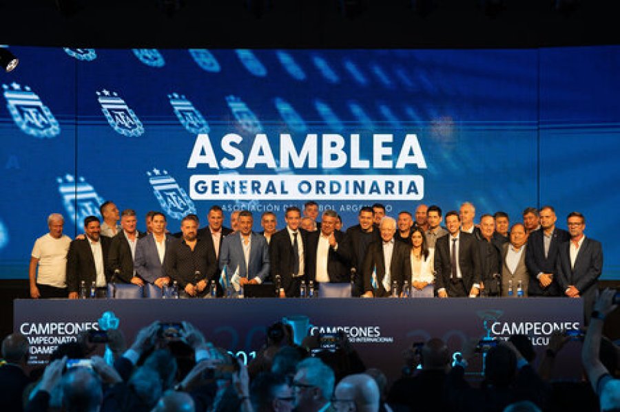 La Justicia aval&oacute; la reelecci&oacute;n de Claudio Tapia al frente de la AFA y respald&oacute; la decisi&oacute;n de anular los descensos en la Liga Profesional de F&uacute;tbol.