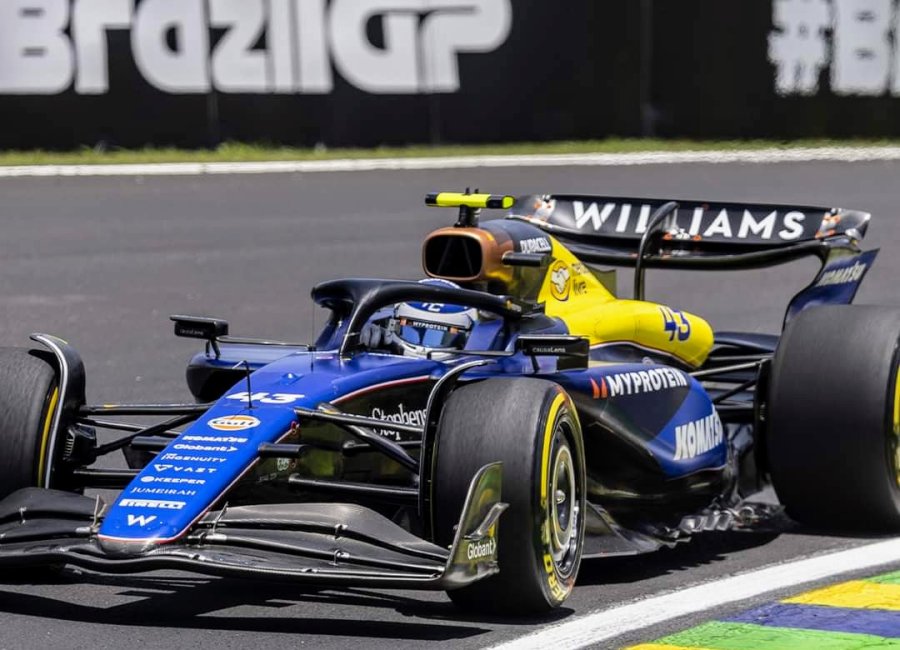 Franco Colapinto durante la clasificaci&oacute;n para la carrera Sprint en Sao Paulo.