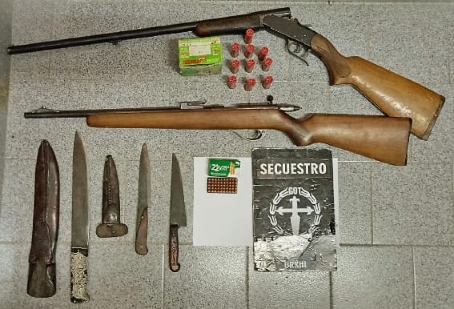 Armas incautadas por el personal del Grupo de Operaciones T&aacute;cticas (GOT).
