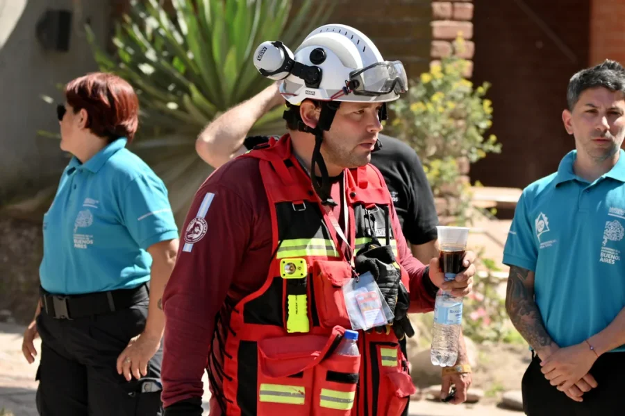 Operativo contrarreloj por el derrumbe del hotel Dubrovnik en Villa Gesell.
