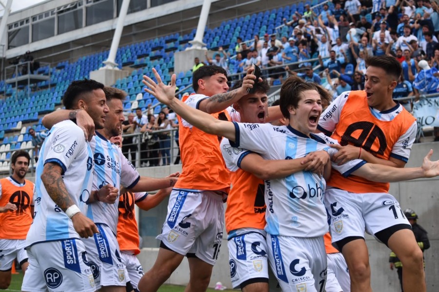 LOCURA TOTAL: BAUTISTA TOMATIS ANOT&Oacute; EL 1-0 PARCIAL.