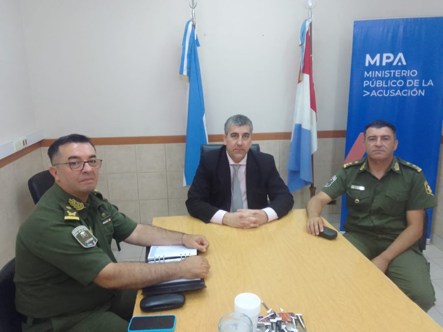 De la reuni&oacute;n participaron el fiscal regional Carlos Vottero, el director Provincial de Los Pumas, Adri&aacute;n Roland, y el subdirector Provincial Zona Centro-Norte, Dar&iacute;o Blend.