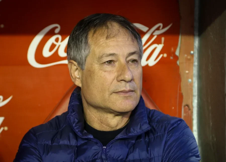 Holan ser&aacute; presentado el lunes como nuevo entrenador de Rosario Central.