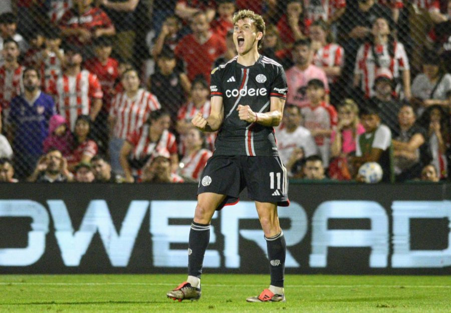FACUNDO COLIDIO CELEBRA SU GOL, EL DE LA VICTORIA DE RIVER EN ALTA C&Oacute;RDOBA