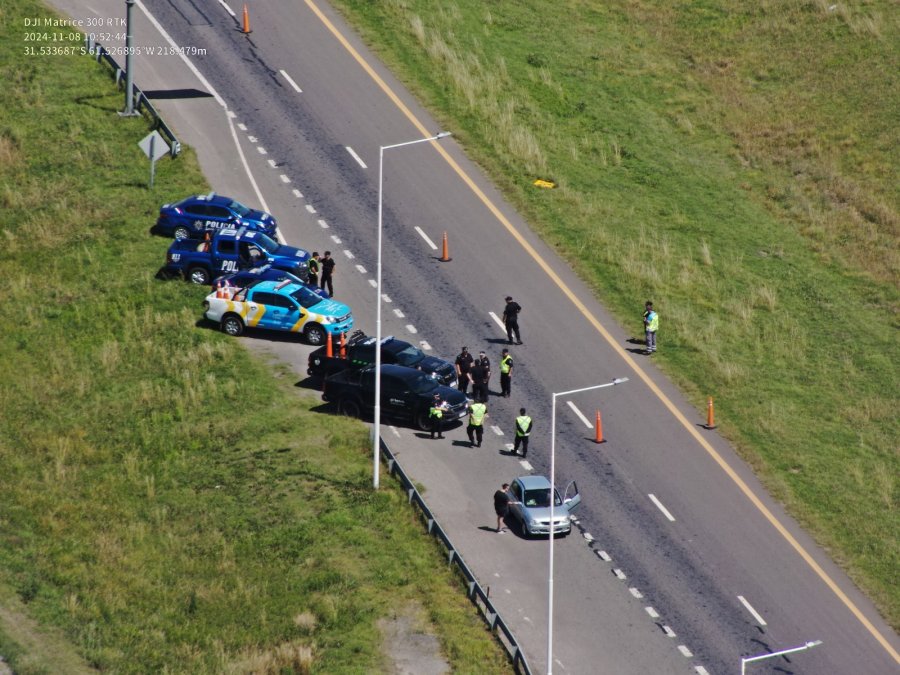 Las tomas a&eacute;reas de los drones permiten visualizar el contundente procedimiento que se realiz&oacute; en el &ldquo;Cruce de Ang&eacute;lica&rdquo;.