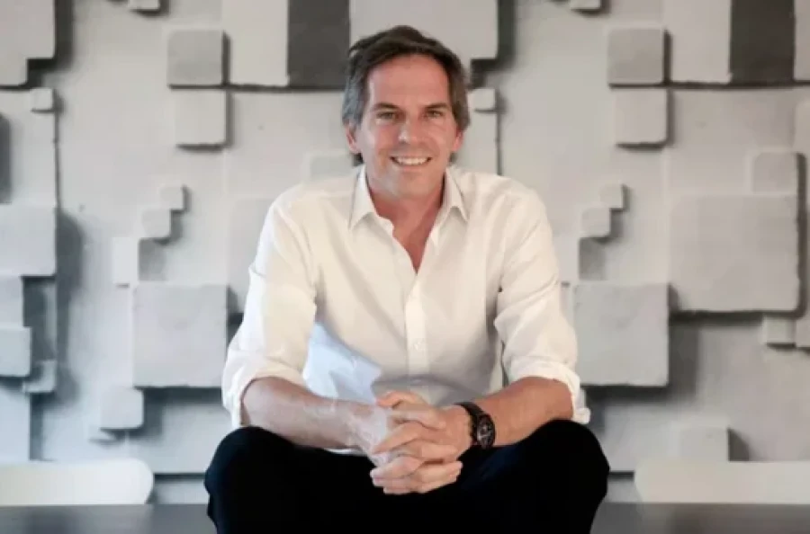 Alejandro Oxenford.