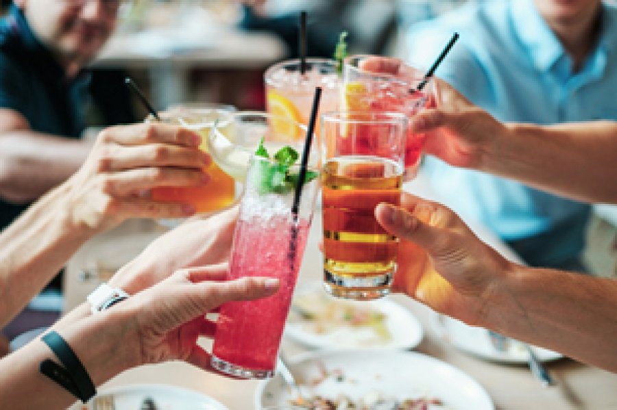 Es una fecha que tiene como finalidad concienciar a la poblaci&oacute;n mundial acerca de los da&ntilde;os f&iacute;sicos y psicol&oacute;gicos que ocasiona el consumo de de alcohol.