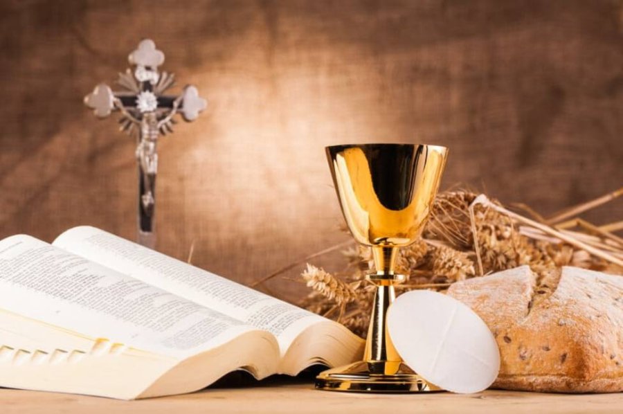 La parroquia difundi&oacute; el programa religioso para la semana en curso.