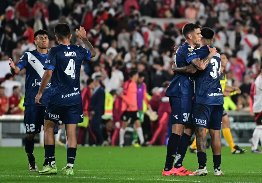 EN LINIERS. V&eacute;lez est&aacute; acerc&aacute;ndose a la gran chance del t&iacute;tulo.