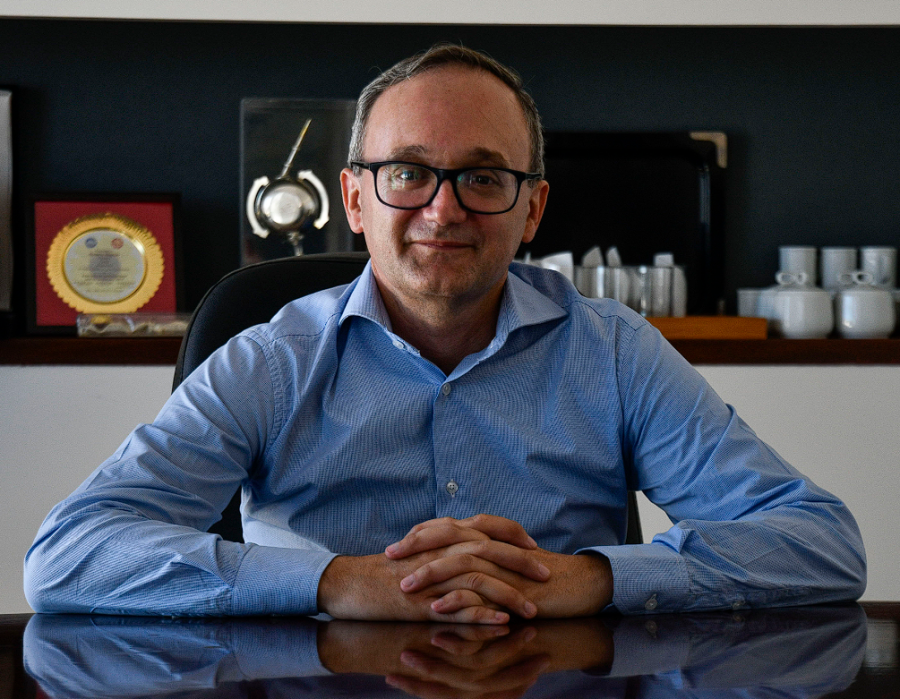 SATISFACCI&Oacute;N. Gustavo Id&iacute;goras, presidente del CIARA - CEC, celebr&oacute; el anuncio.