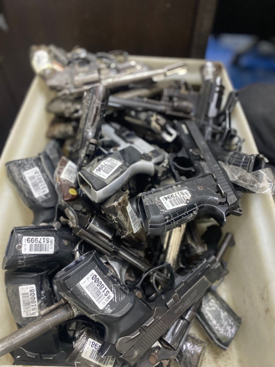 Las armas y los cartuchos entregadas esta ma&ntilde;ana fueron secuestradas en investigaciones penales ya finalizadas.