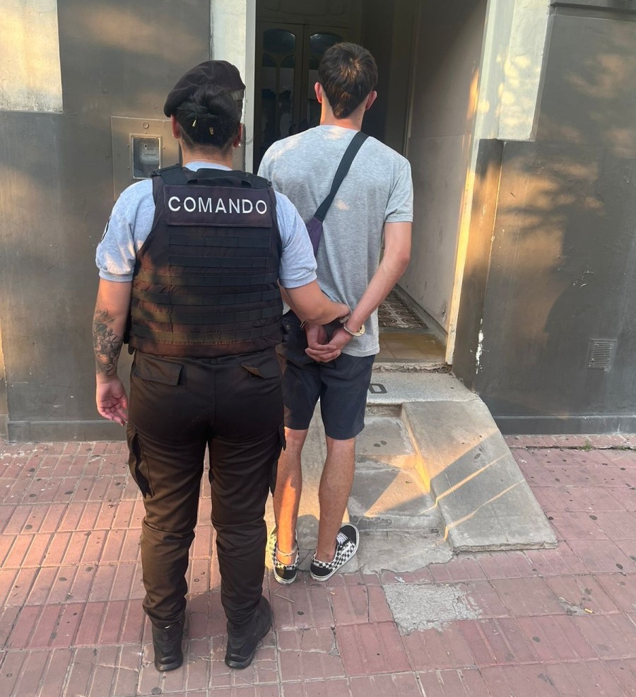 El joven desoy&oacute; la orden policial y se dio a la fuga por Av. Fanti. A las dos cuadras fue aprehendido.