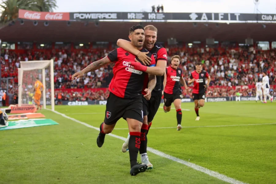 LA LEPRA LE GAN&Oacute; AL ROJO EN ROSARIO Y CON POL&Eacute;MICA