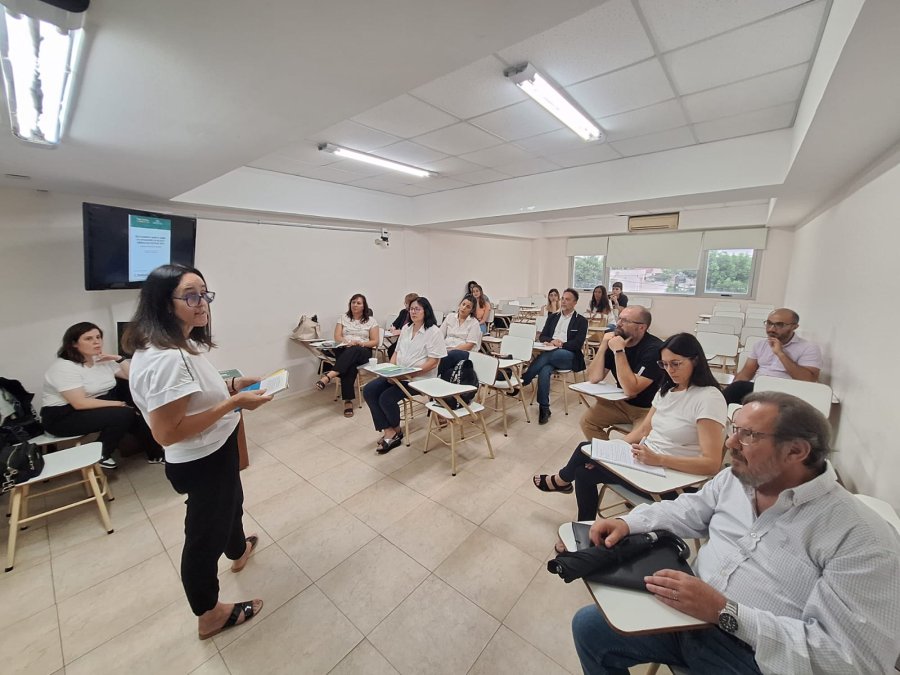 La presentaci&oacute;n del informe se efectu&oacute; en la UCES Sede Rafaela.