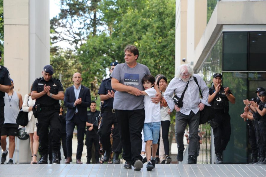 Finalmente el polic&iacute;a Luciano Nocelli fue liberado.