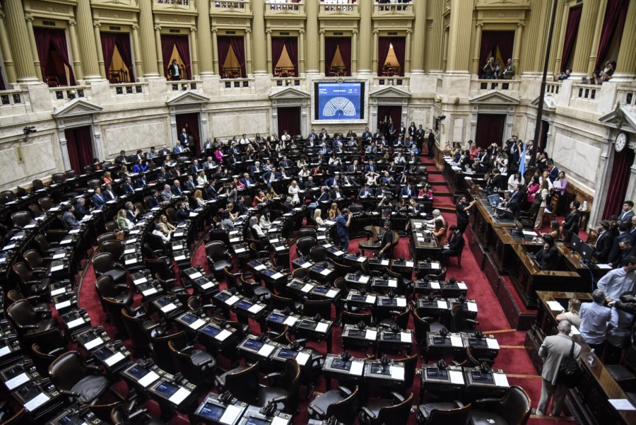 LA NO SESI&Oacute;N. Por segunda vez fracas&oacute;, por falta de qu&oacute;rum, la sesi&oacute;n para tratar el proyecto Ficha Limpia.