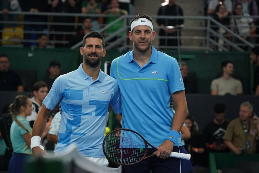 JUAN MART&Iacute;N DEL POTRO le dijo adi&oacute;s al tenis junto a NOVAK DJOKOVIC frente a una multitud en Parque Roca