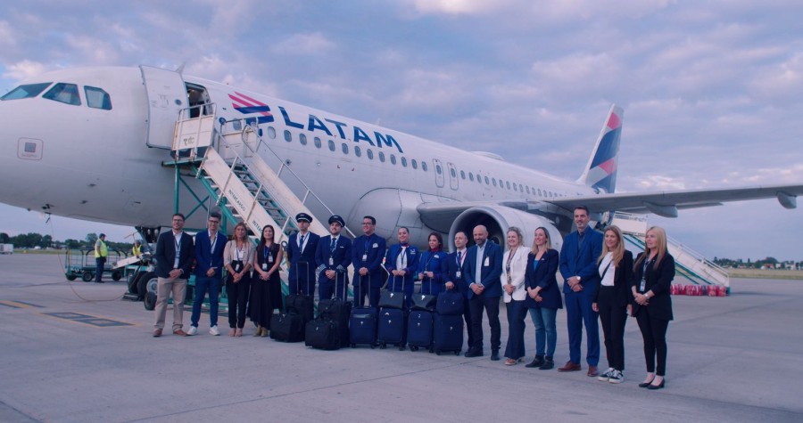 Fue este domingo, a trav&eacute;s del vuelo inaugural realizado entre ambas ciudades desde la aeroestaci&oacute;n de Fisherton.