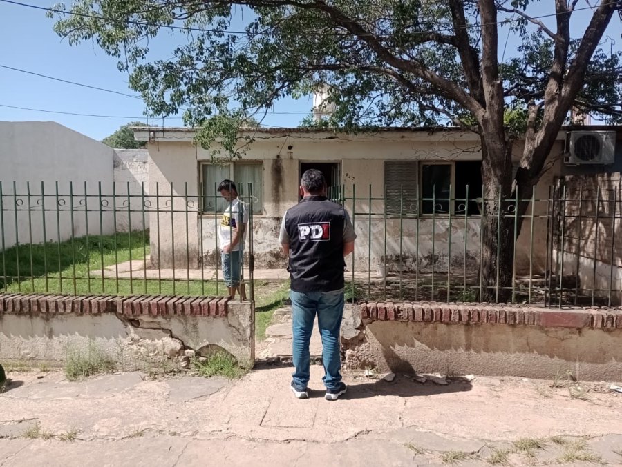 La requisa domiciliaria realizada por PDI en una propiedad de calle Urquiza al 900 de San Crist&oacute;bal.