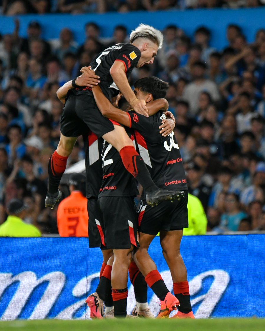 VERDUGO. El "Pincha" sac&oacute; de la pelea al equipo de Costas.
