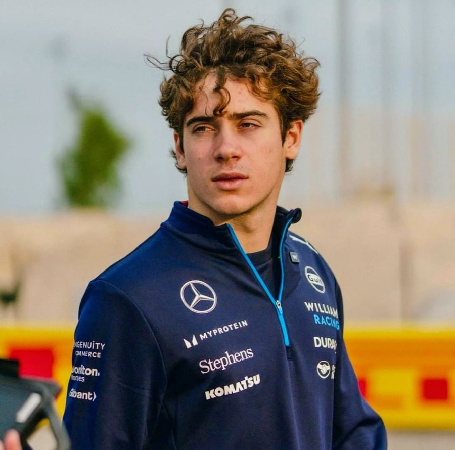 FRANCO COLAPINTO. Se presenta en el GP de Abu Dhabi.