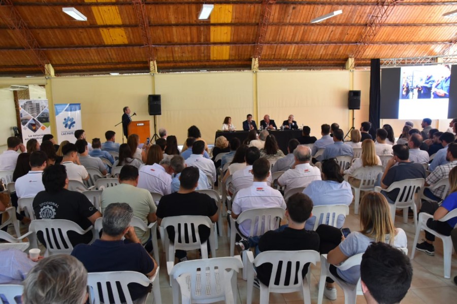 EN LAS PAREJAS. El ITEC recibi&oacute; un premio por parte de FISFE.