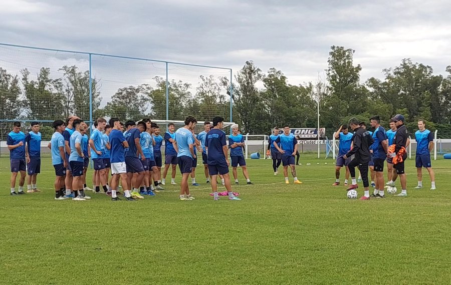 LA CREMA TRABAJ&Oacute; EN LA MA&Ntilde;ANA DE HOY EN EL PREDIO POR &Uacute;LTIMA VEZ EN EL A&Ntilde;O