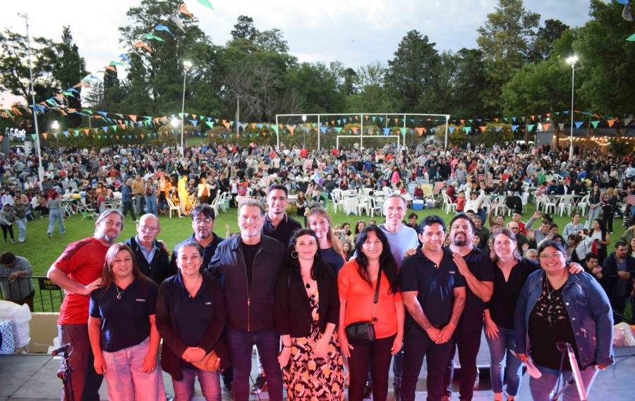 Hubo sorteos, m&uacute;sica y shows en vivo.