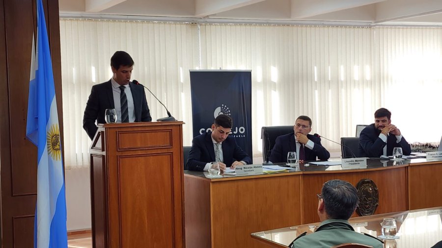 El intendente, Leonardo Viotti, cuando abri&oacute; las sesiones ordinarias del Concejo, en marzo pasado.