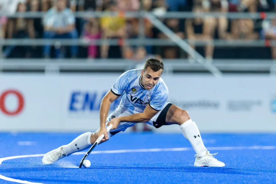 Tom&aacute;s Domene, autor del &uacute;nico gol argentino en la noche santiague&ntilde;a.