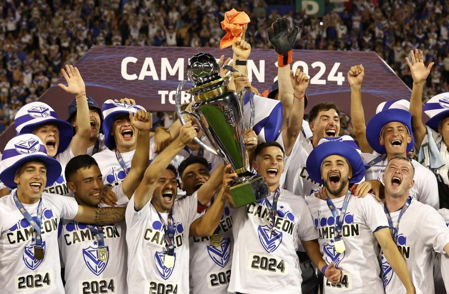 V&Eacute;LEZ LE GAN&Oacute; A HURAC&Aacute;N Y SE CONSAGR&Oacute; CAMPE&Oacute;N