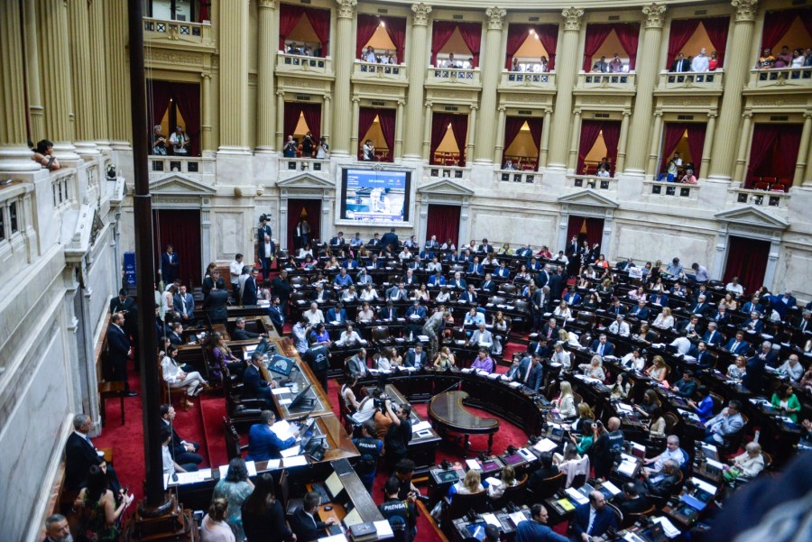 &iquest;NUEVA CRISIS POLITICA? El Senado podr&iacute;a enfrentar un nuevo esc&aacute;ndalo por los sueldos de los legisladores.