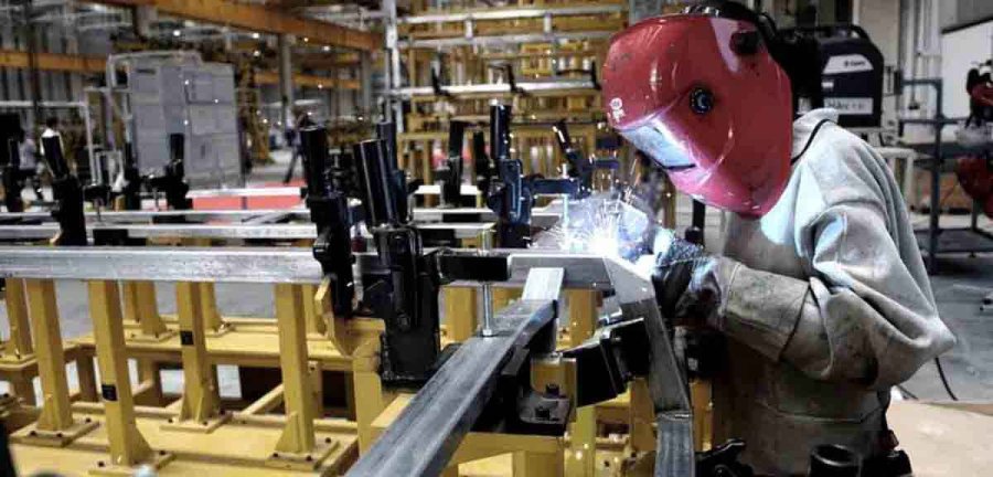 LEVE REPUNTE. La industria pyme creci&oacute; por cuarto mes consecutivo.