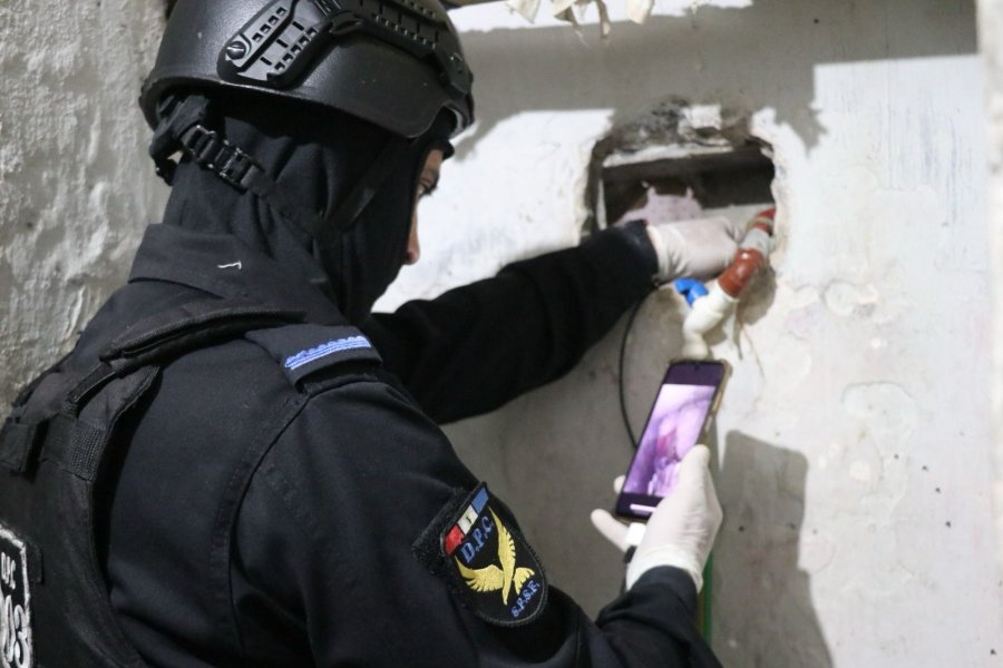En las requisas se secuestraron diversos elementos, entre ellos "chuzas" punzocortantes y tel&eacute;fonos celulares.