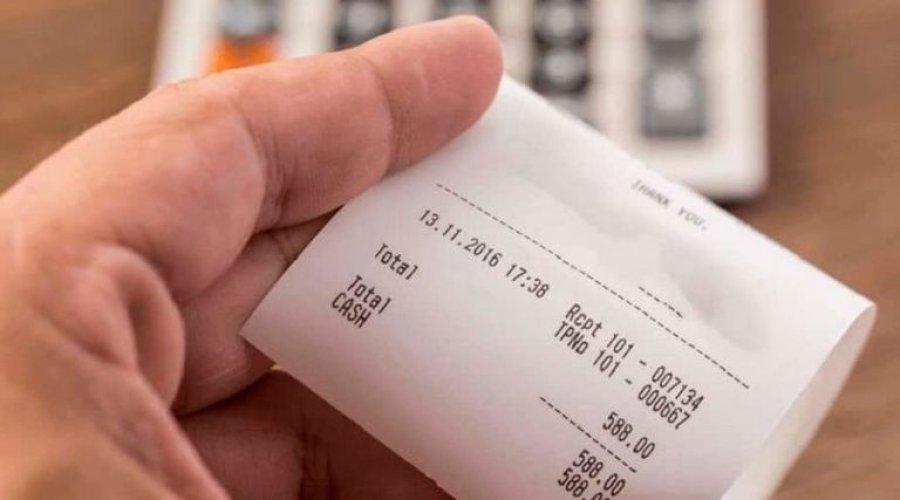 NUEVA MEDIDA. Ya rige el cambio en tickets y facturas para grandes comercios donde se detallan qu&eacute; impuestos paga el consumidor.