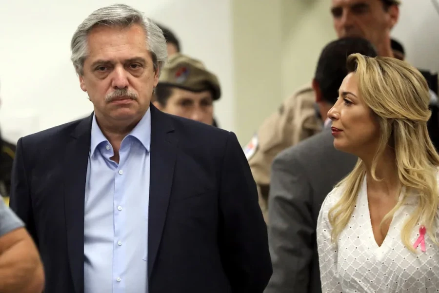 Alberto Fern&aacute;ndez y Fabiola Ya&ntilde;ez.