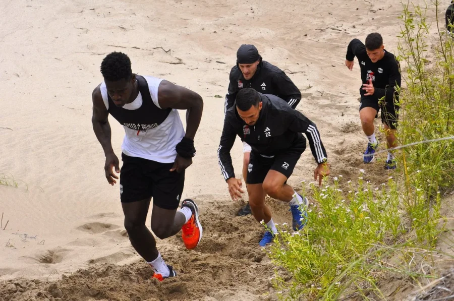 Riestra est&aacute; realizando la pretemporada en Pinamar.