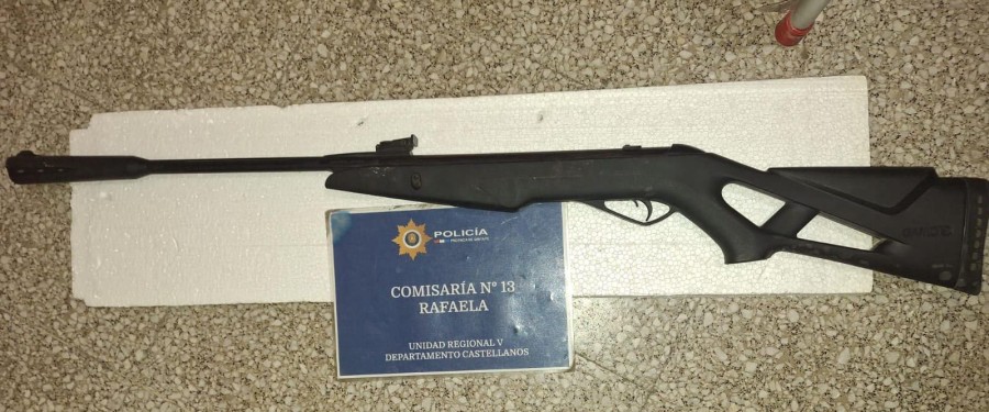 A los contrincantes se les otorg&oacute; el cese de aprehensi&oacute;n por orden del Fiscal en turno, quedando el arma secuestrada.