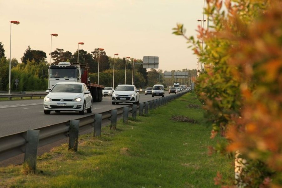 PARA REDUCIR GASTOS. El Gobierno nacional iniciar&aacute; con la privatizaci&oacute;n de corredores viales.