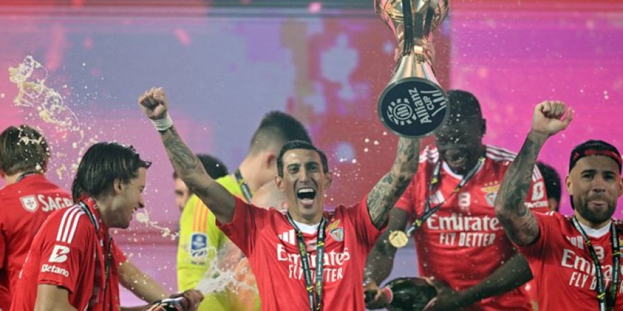 &Aacute;NGEL DI MAR&Iacute;A Y NICOL&Aacute;S OTAMENDI, CAMPEONES CON BENFICA