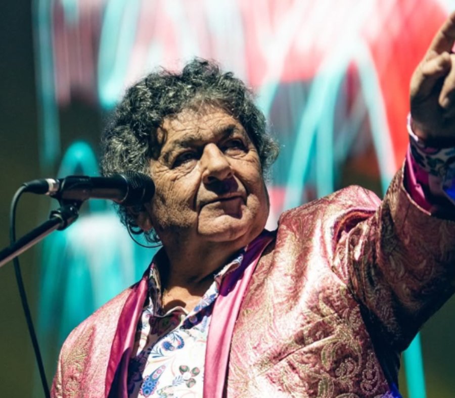 RECUPERADO. Cacho Deicas, el vocalista del m&iacute;tico grupo de cumbia santafesina Los Palmeras.