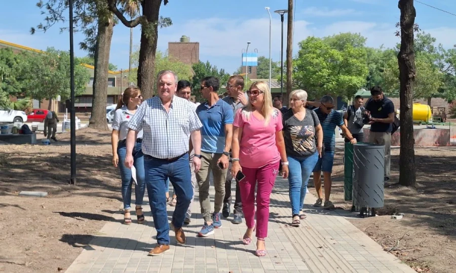 Michlig y Dupouy encabezando la recorrida.
