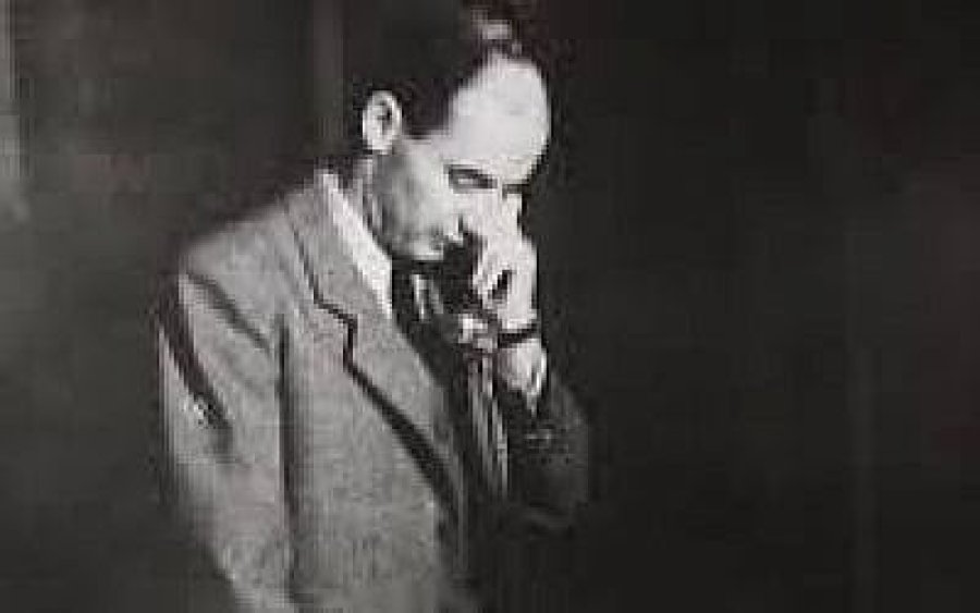 Raoul Wallenberg en la Legaci&oacute;n sueca en Budapest.