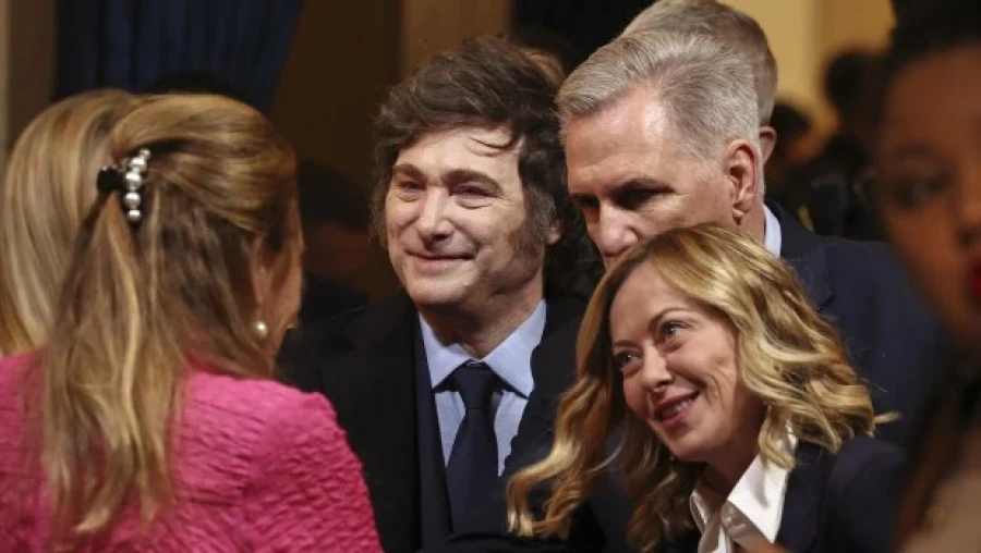 Milei junto a Meloni en el Capitolio, durante la asunci&oacute;n de Trump.