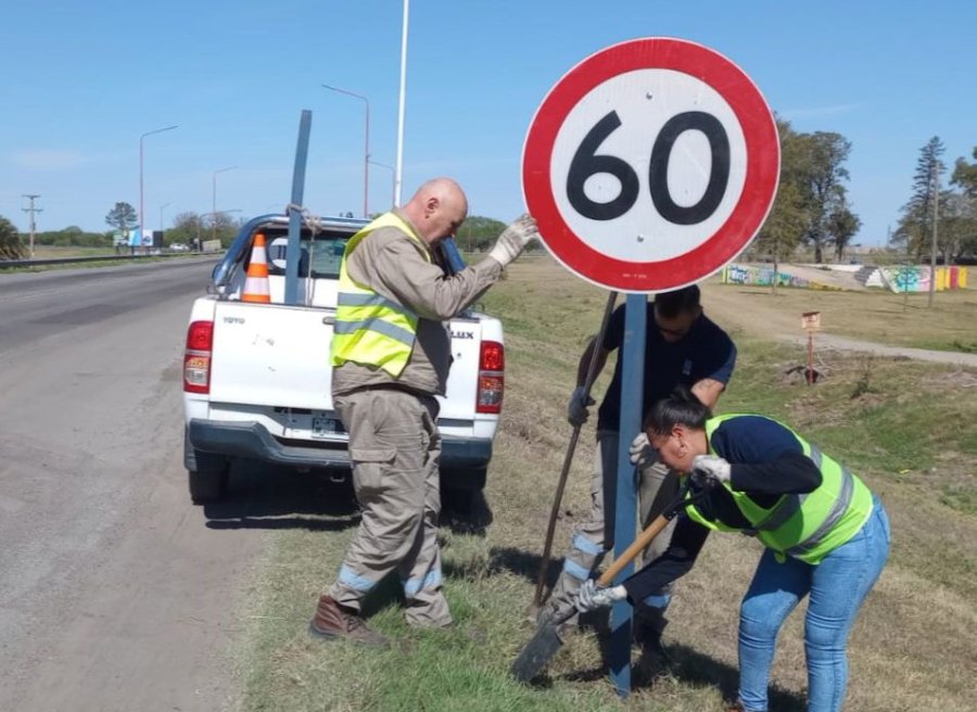 La carteler&iacute;a permite ordenar y mejorar la circulaci&oacute;n en las rutas. (FOTO SCS)
