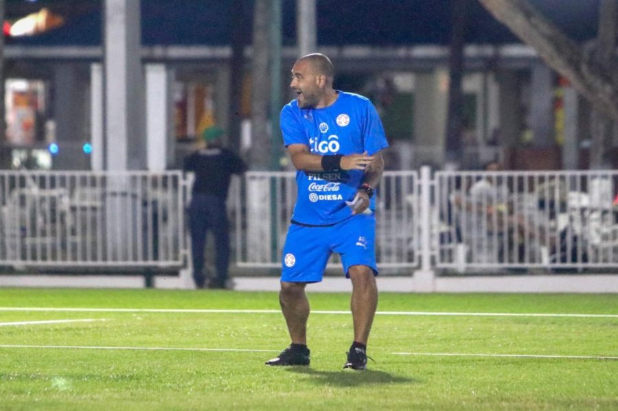 Esc&aacute;ndalo en Paraguay: echaron a Aldo Duscher en pleno Sudamericano Sub 20