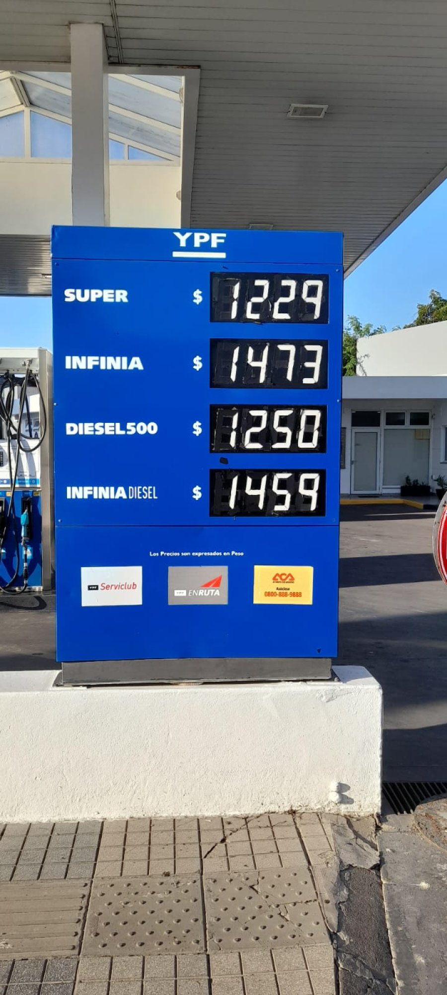 NUEVOS AUMENTOS. Los combustibles volvieron a subir desde el s&aacute;bado en todo el territorio argentino.