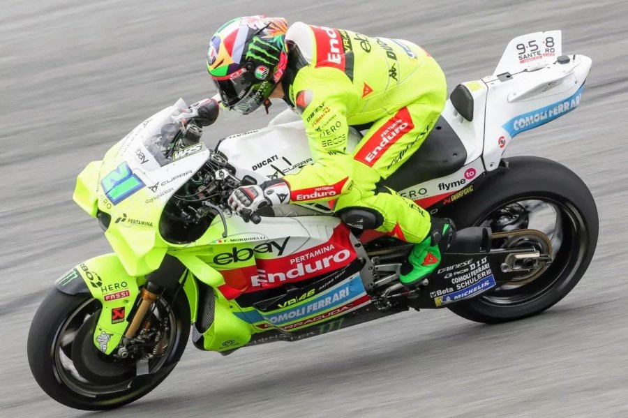 Fabio Morbidelli se quedó con el mejor tiempo en el segundo del Test en Malasia.