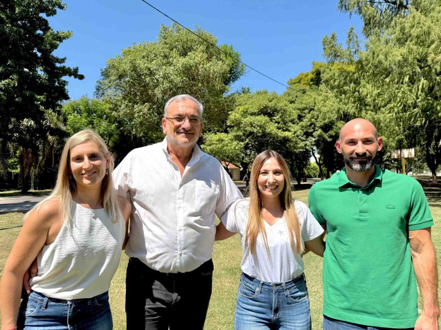 Florencia Muriel, Alcides Calvo, B&aacute;rbara Chivallero y Andr&eacute;s Brarda, candidatos por el peronismo.
