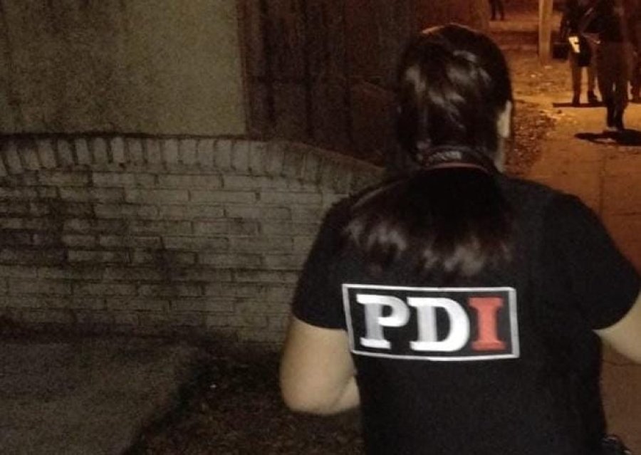Adem&aacute;s, en el allanamiento secuestraron armas, droga y un celular.
